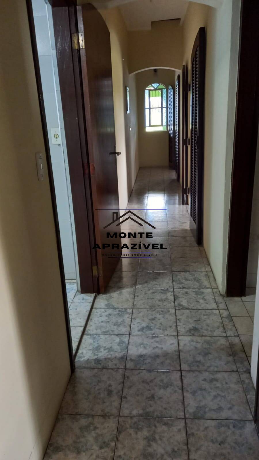 Fazenda à venda com 5 quartos, 1060m² - Foto 13