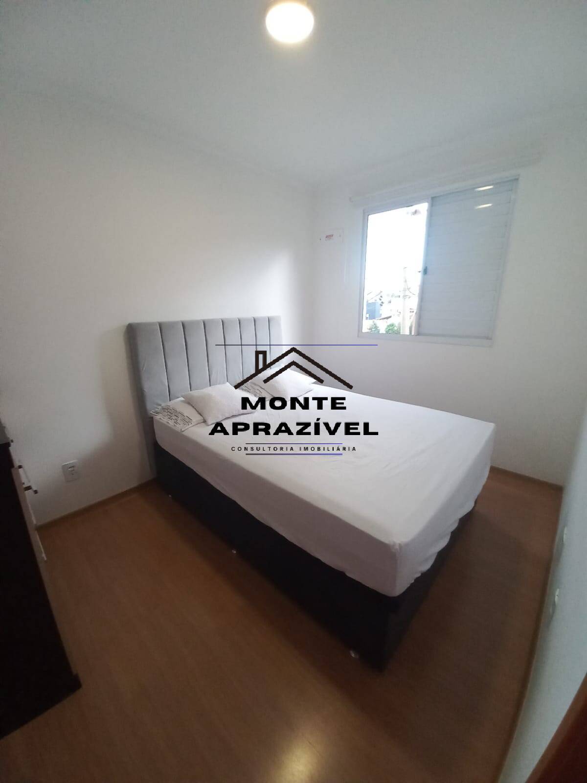 Apartamento à venda com 2 quartos, 46m² - Foto 2