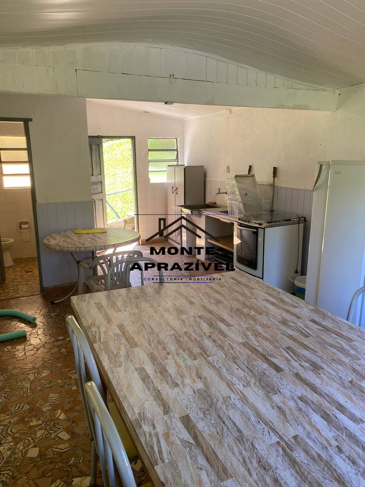 Fazenda à venda com 2 quartos, 5000m² - Foto 17