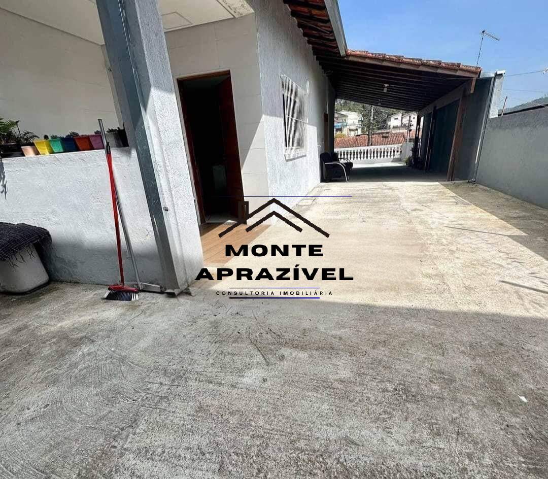 Casa à venda com 3 quartos, 330m² - Foto 3