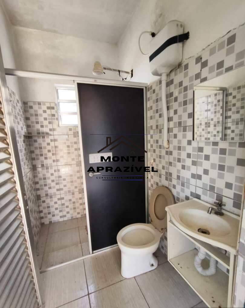 Casa à venda com 2 quartos, 300m² - Foto 4