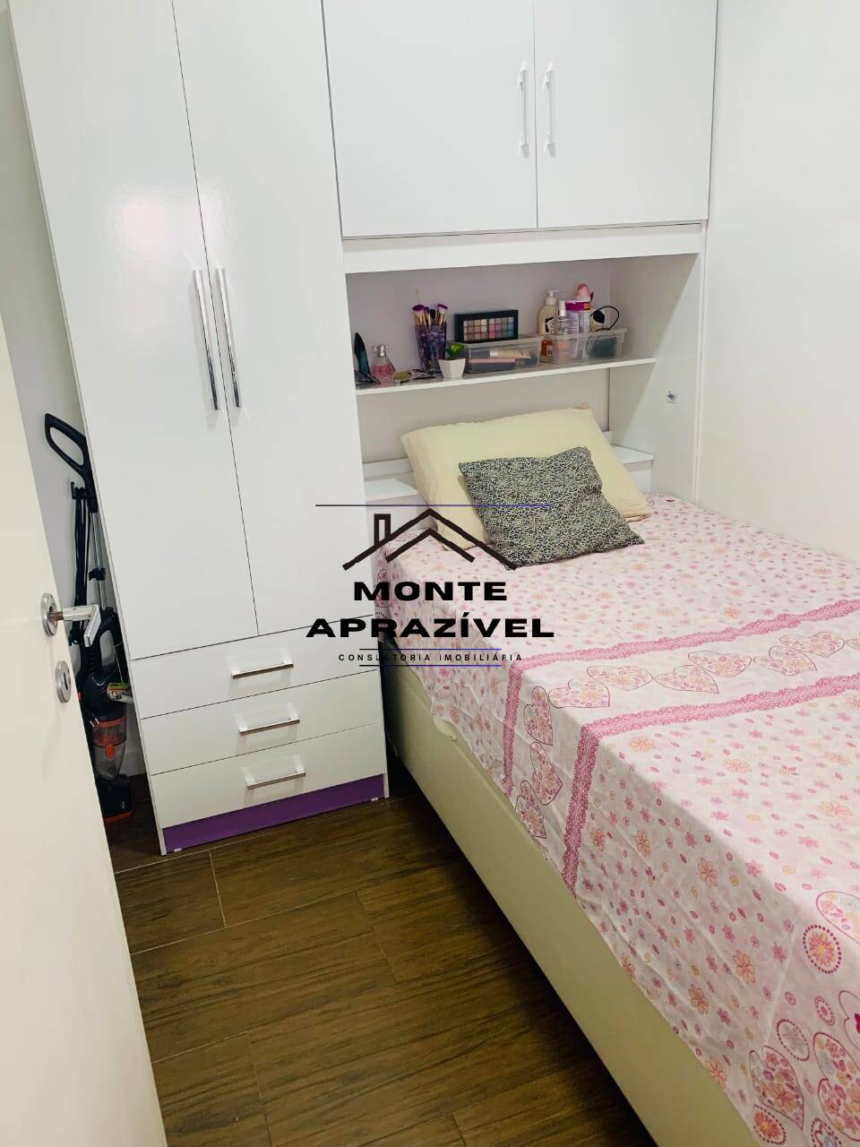 Apartamento à venda com 2 quartos, 42m² - Foto 19