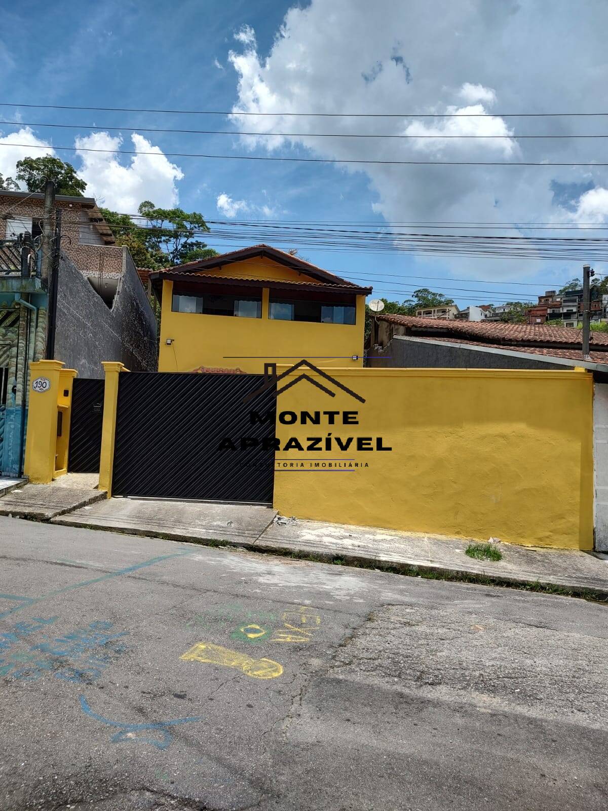 Sobrado à venda com 5 quartos, 322m² - Foto 2