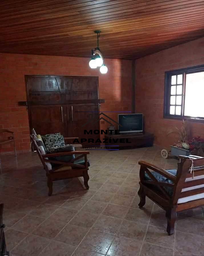 Fazenda à venda e aluguel com 2 quartos, 2530m² - Foto 21