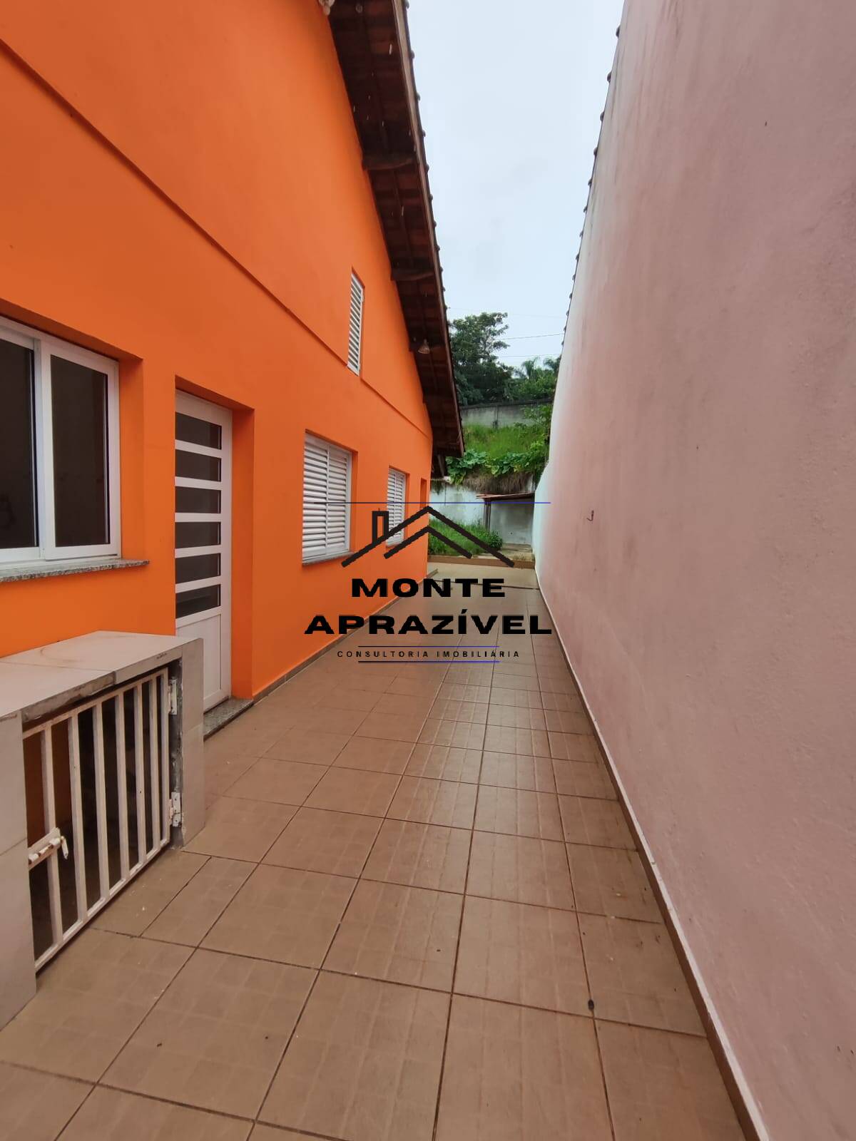 Sobrado à venda com 2 quartos, 300m² - Foto 22