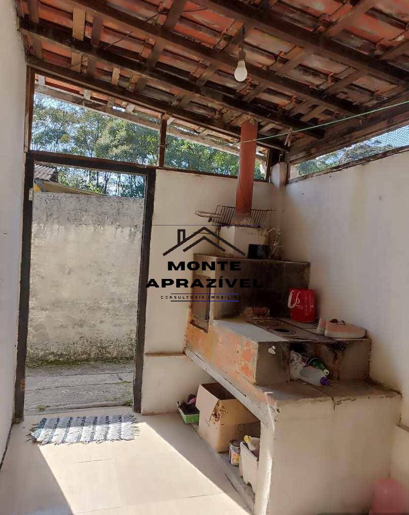 Casa à venda com 3 quartos, 270m² - Foto 11