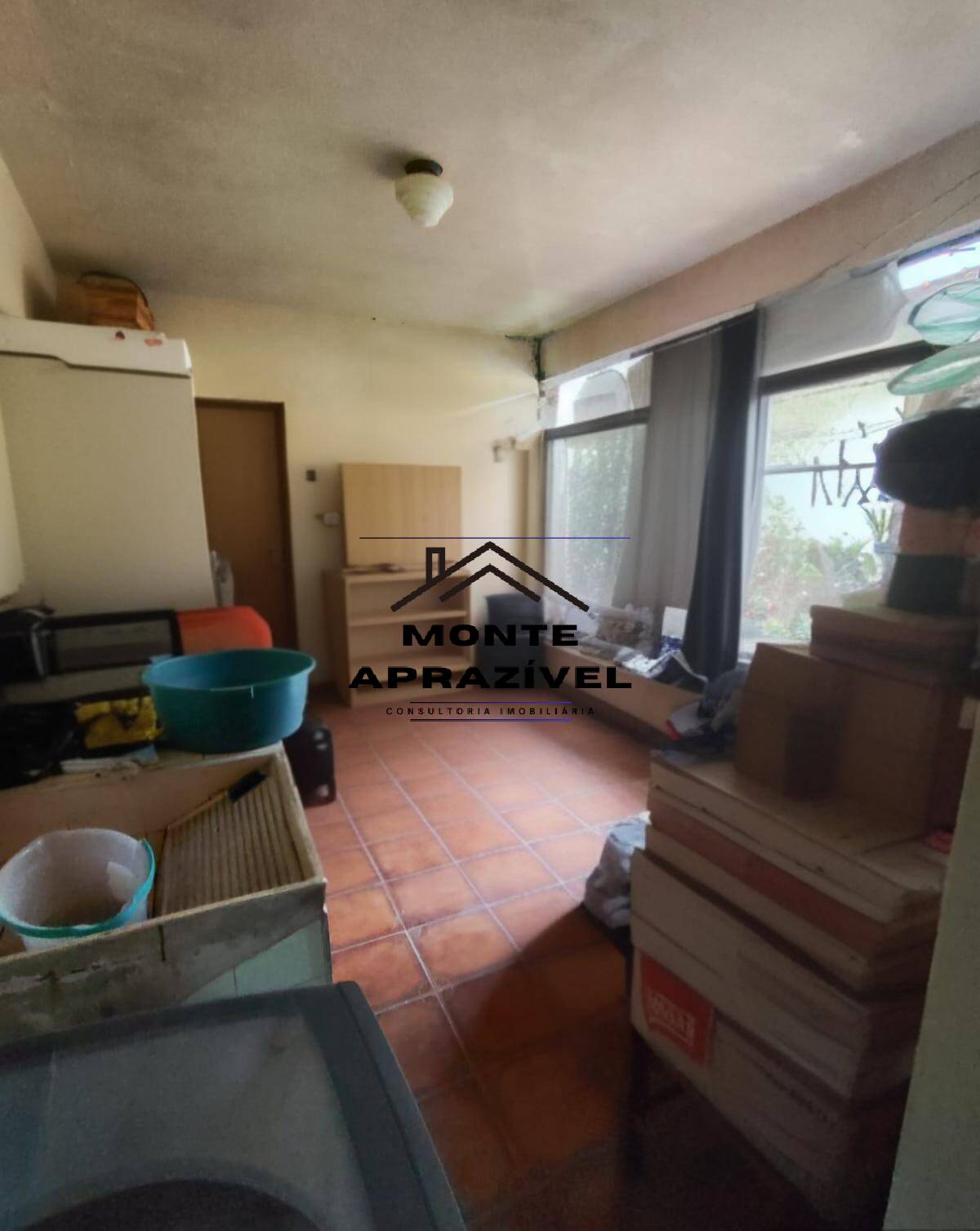 Casa à venda com 3 quartos, 350m² - Foto 14