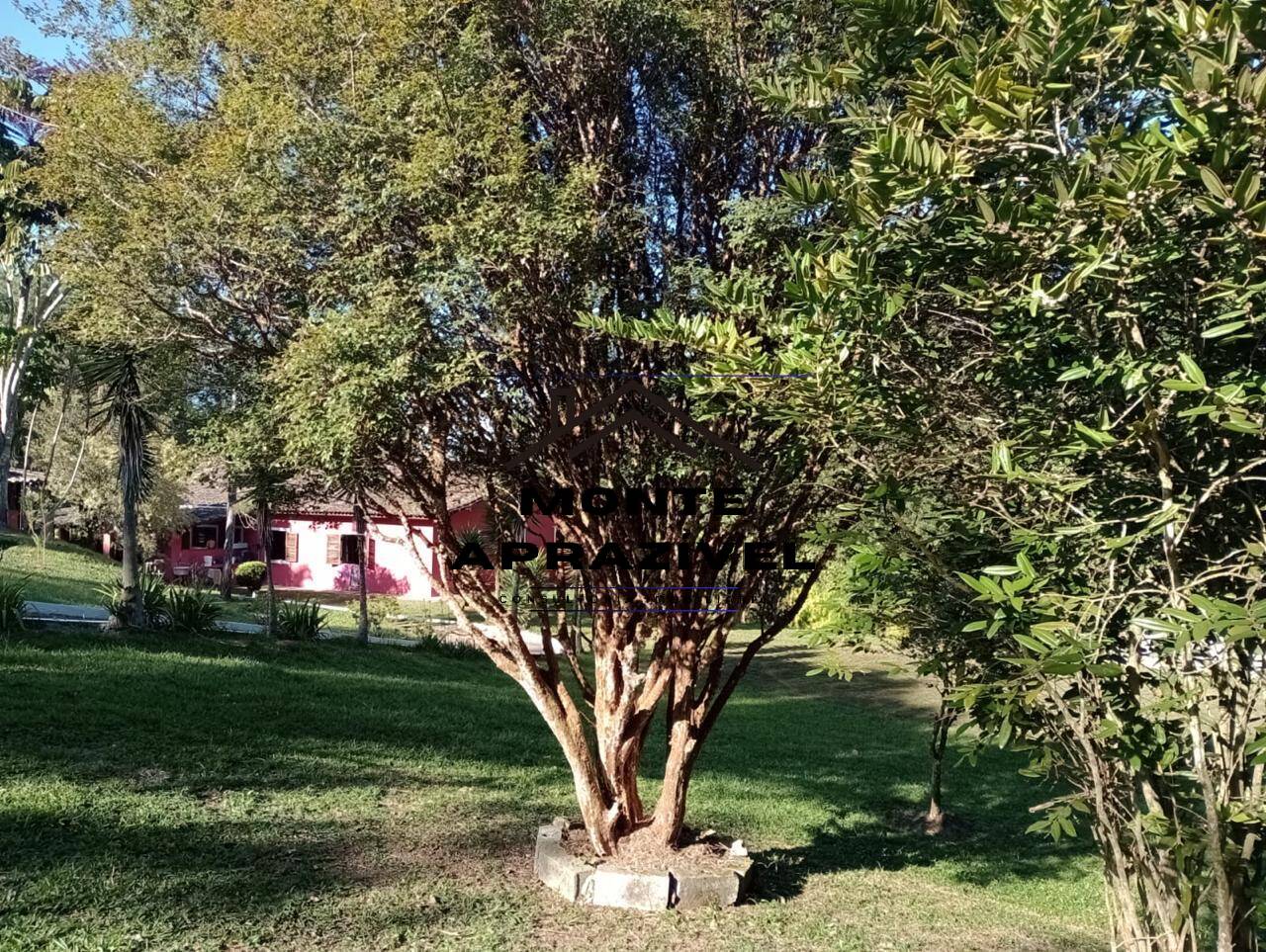 Fazenda à venda com 5 quartos, 5000m² - Foto 18