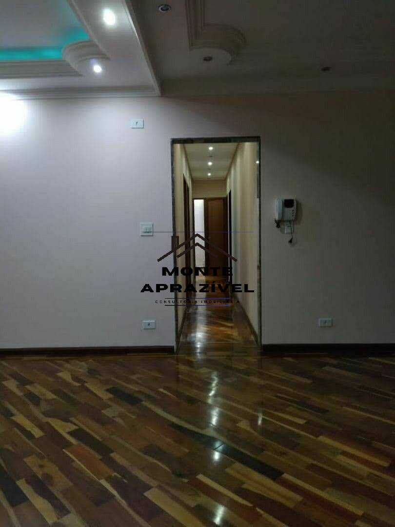 Casa à venda com 3 quartos, 300m² - Foto 4