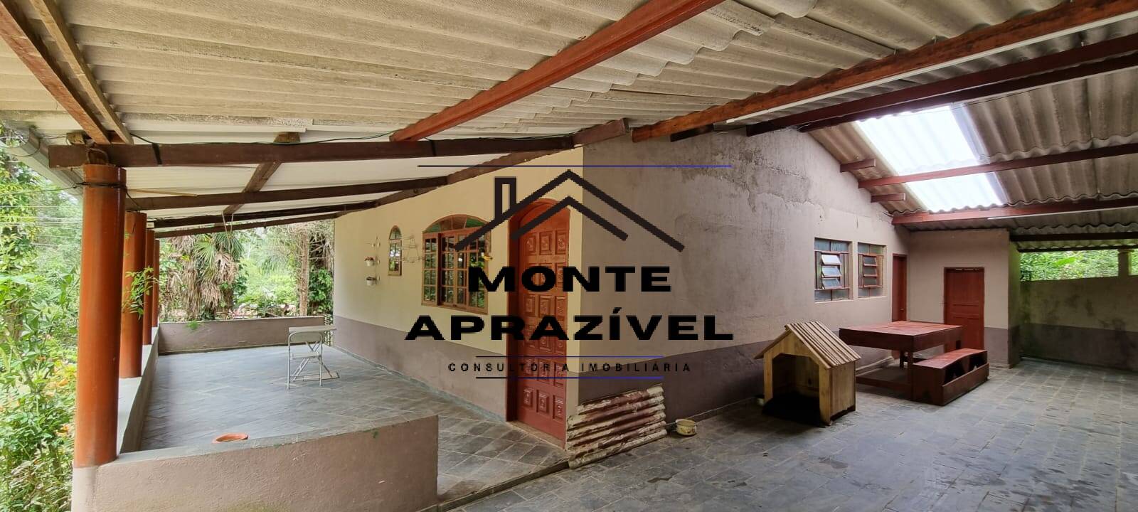 Fazenda à venda com 4 quartos, 1730m² - Foto 3