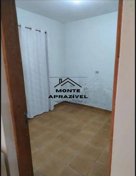 Casa à venda com 2 quartos, 92m² - Foto 2